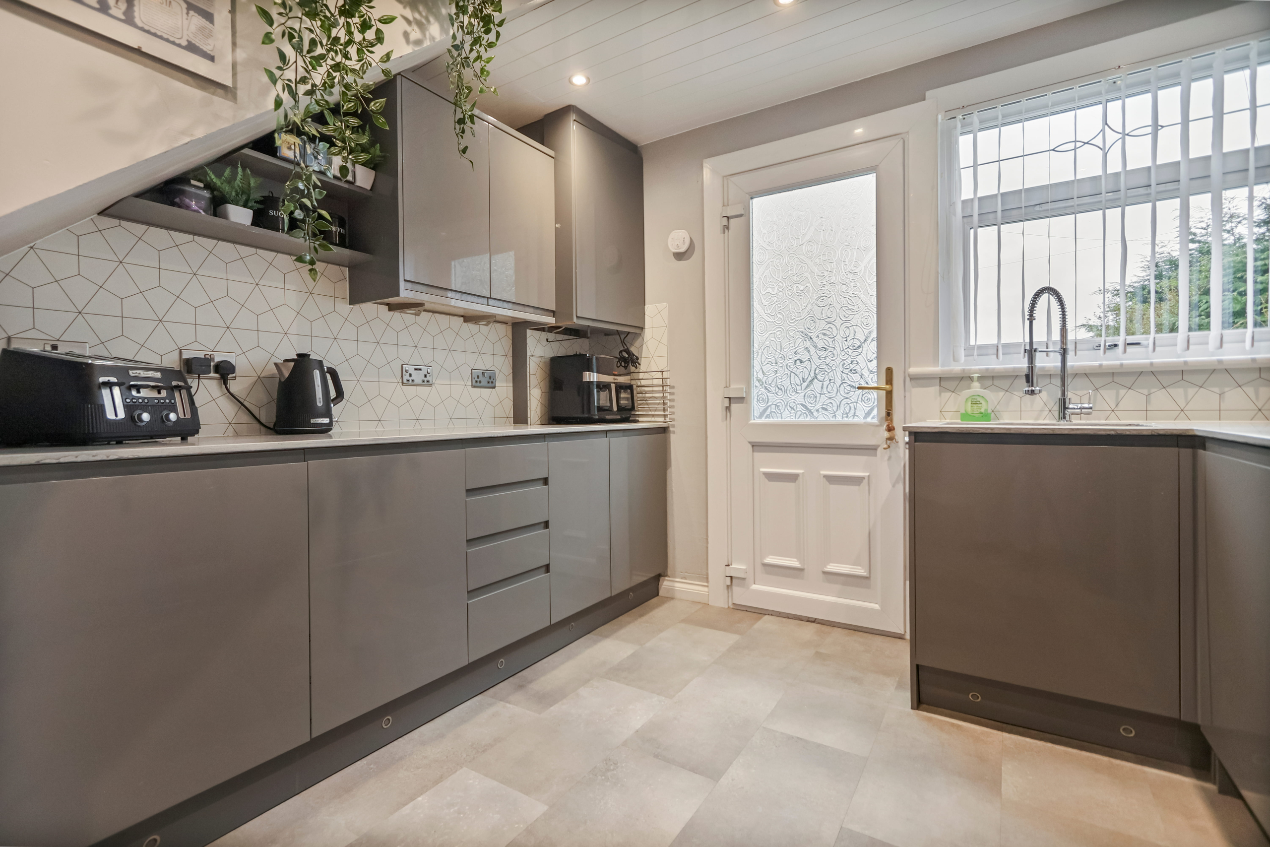 104 Castlebay St Glasgow G22 7PL