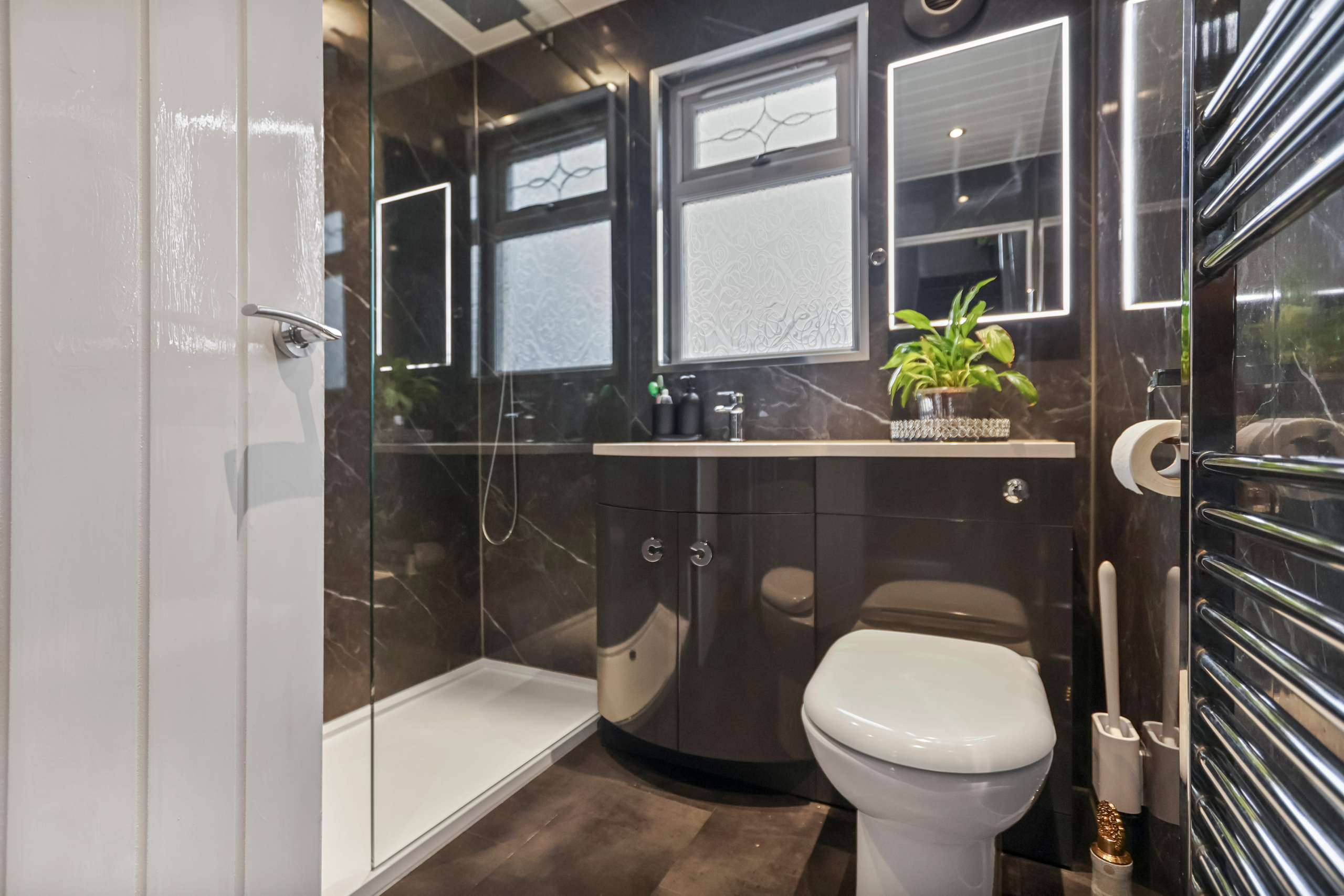 104 Castlebay St Glasgow G22 7PL