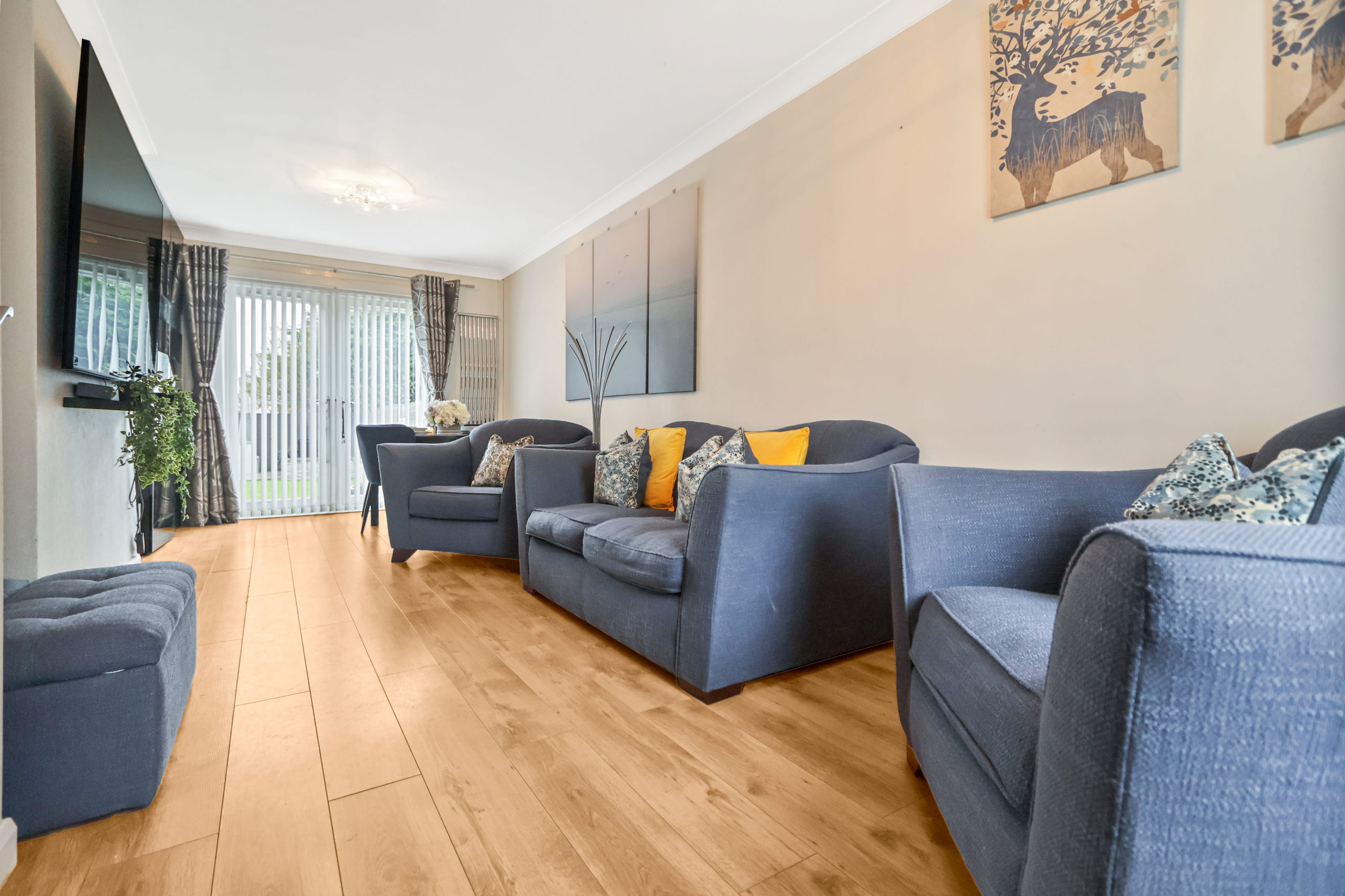 104 Castlebay St Glasgow G22 7PL