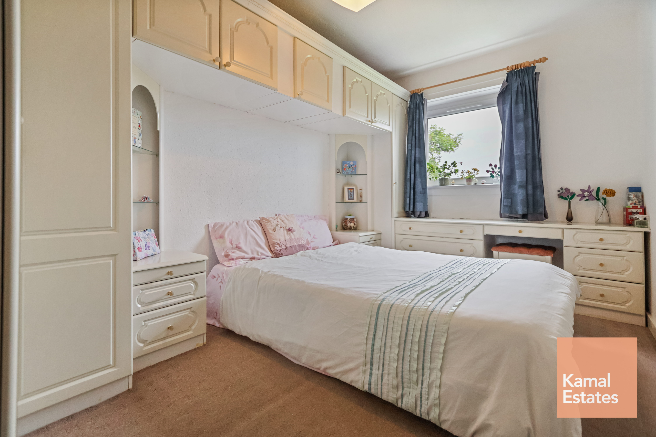 3/3 2 Torrin Rd Glasgow G23 5HZ