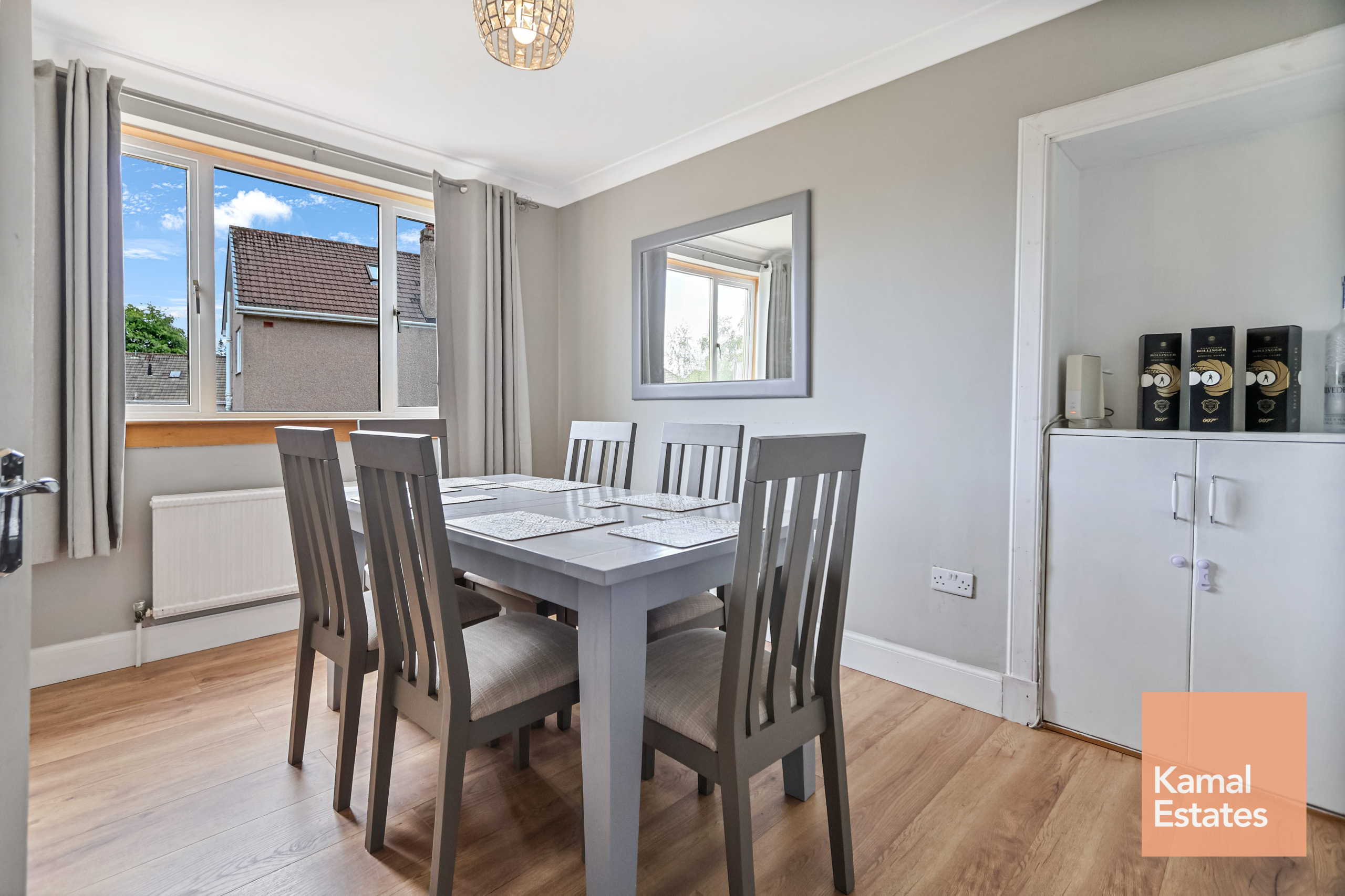 4 Dumgoyne Road, Bearsden, Glasgow, G61 3AP