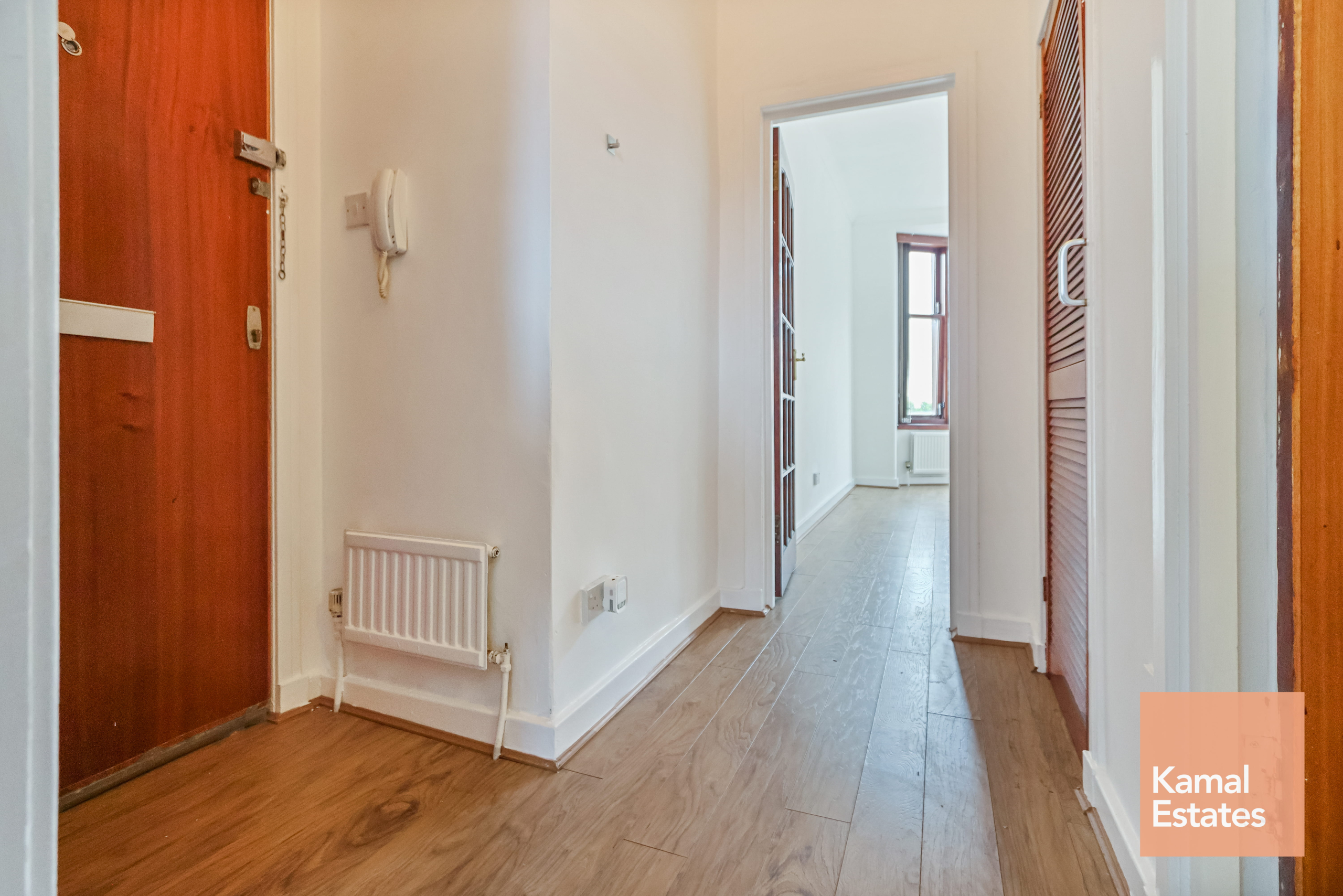 2/2, 25 Burghead Place, Glasgow, G51 4QN