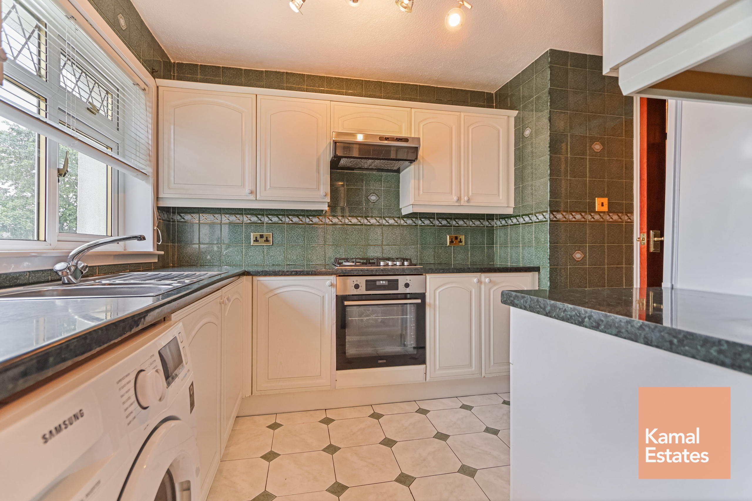 4 Rothes Place, Summerston, G23 5PL