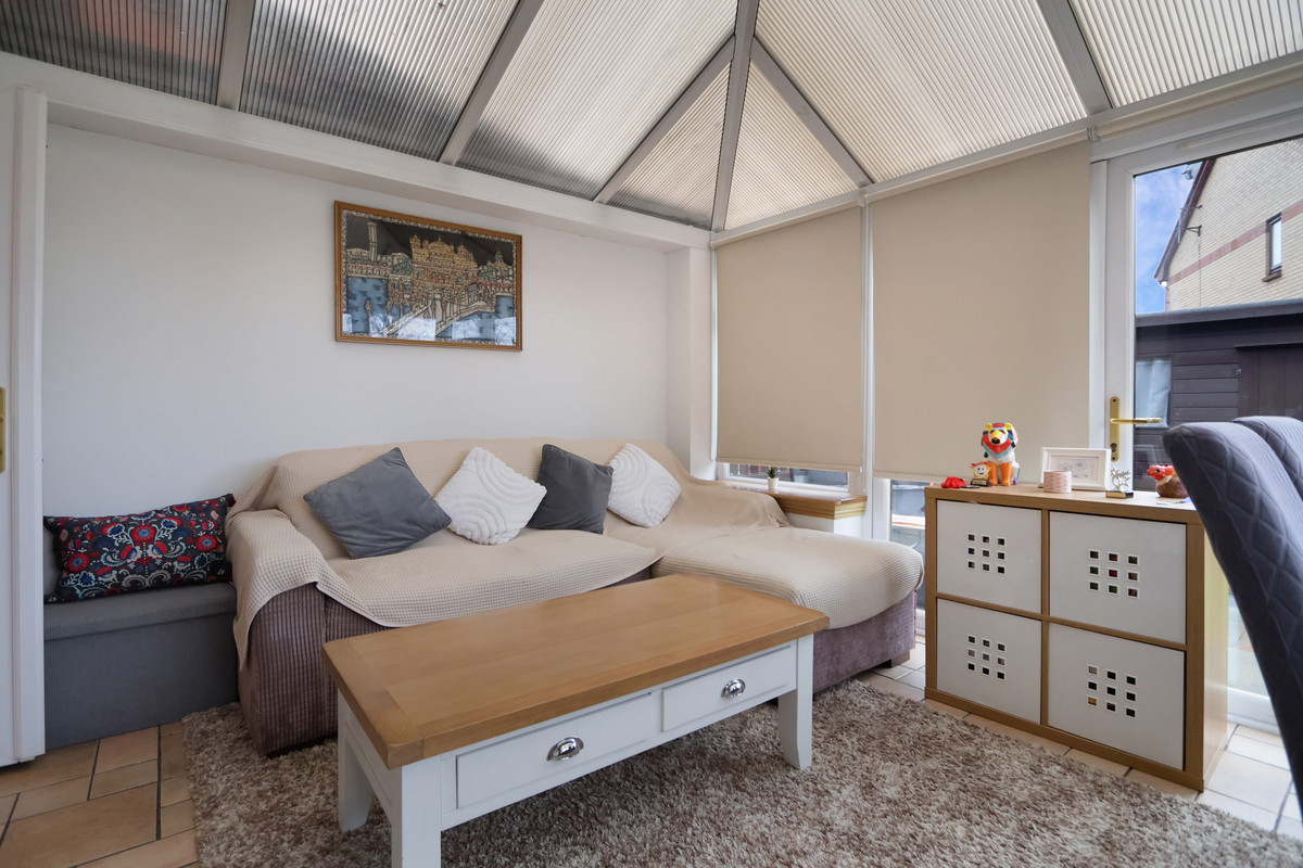 Swallow Gardens, Glasgow, G13 4