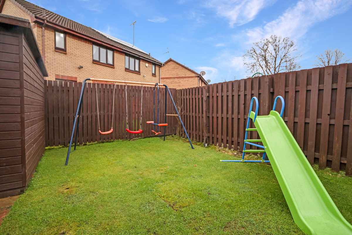 Swallow Gardens, Glasgow, G13 4
