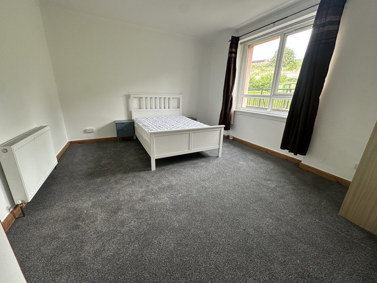 Maryhill Road, Glasgow, G20 9